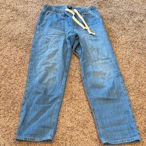 Gap Mid-Rise Straight Leg Easy Jean